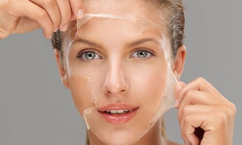 Το βαθύ peeling ενισχύει τις διαδικασίες αναγέννησης στο δέρμα, αναζωογονώντας το